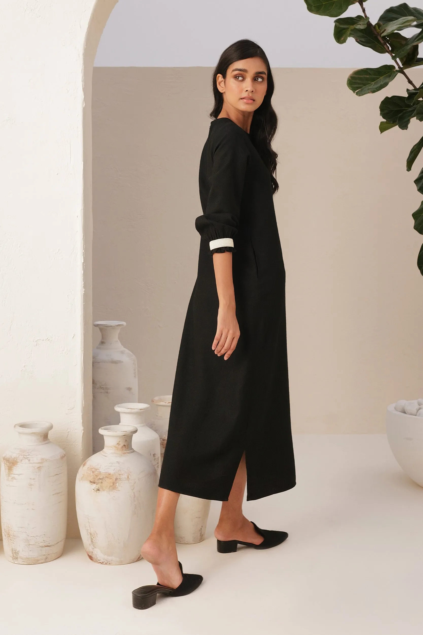 Colmar Woollen Dress (Black)