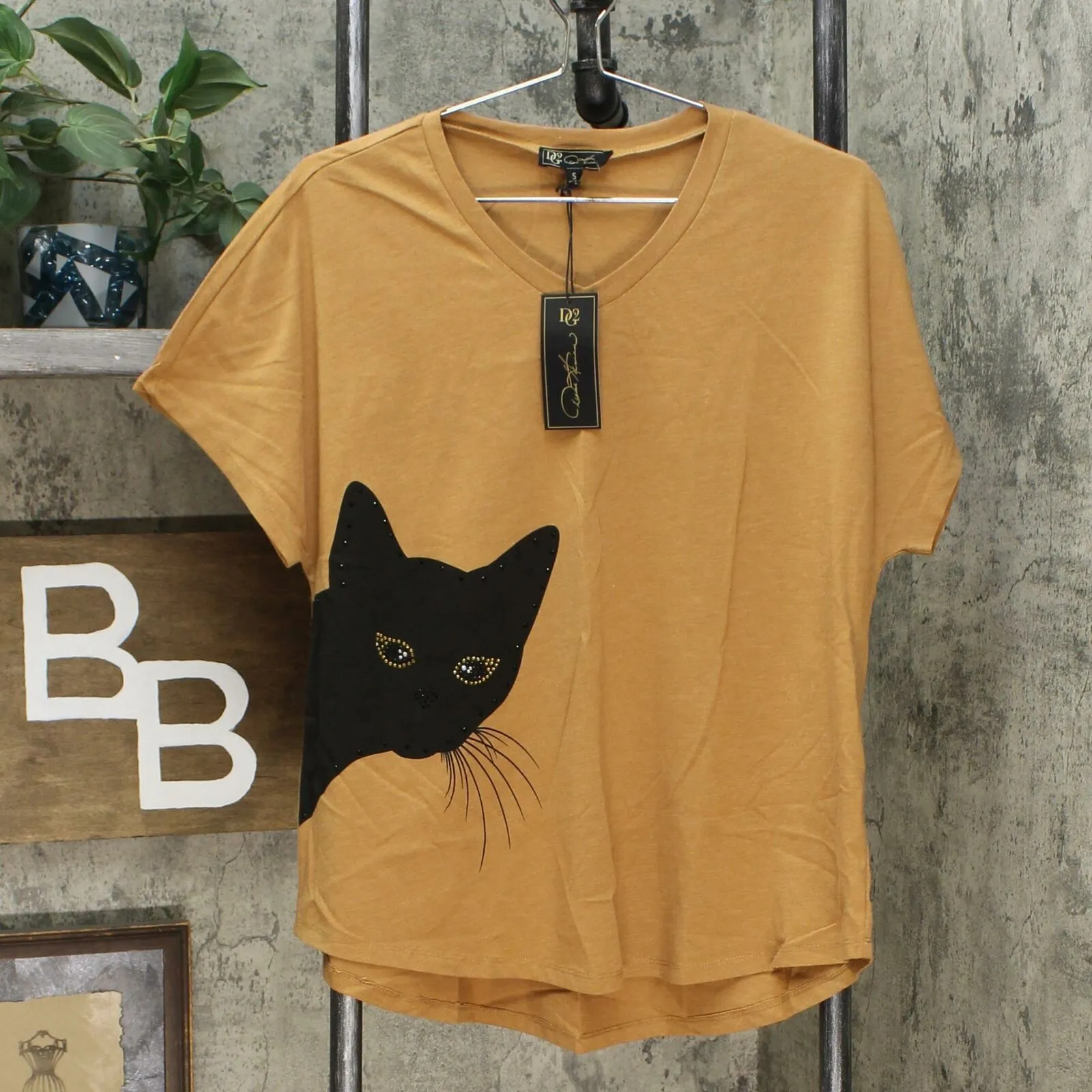 DG2 by Diane Gilman Women's Sequined Kitty Cat T-Shirt