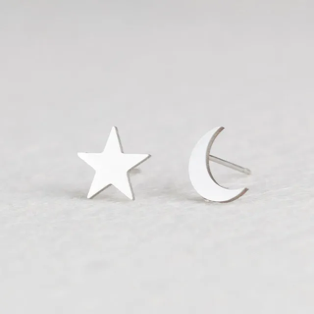 Golden and Silver Stainless Steel Minimalist Earrings for Women Trendy Stars Animal Cat Korean Stud Earrings Fashion Jewelry