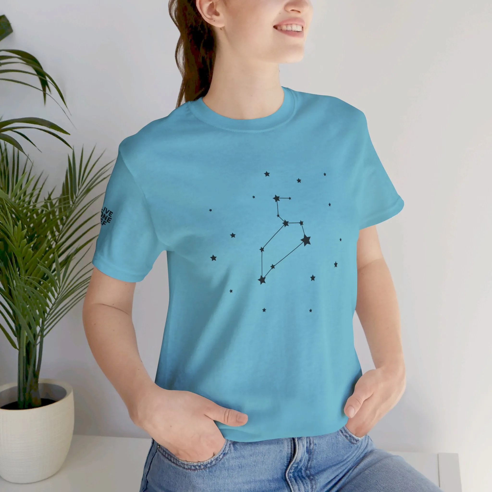 Leo - Unisex Jersey Short Sleeve Tee
