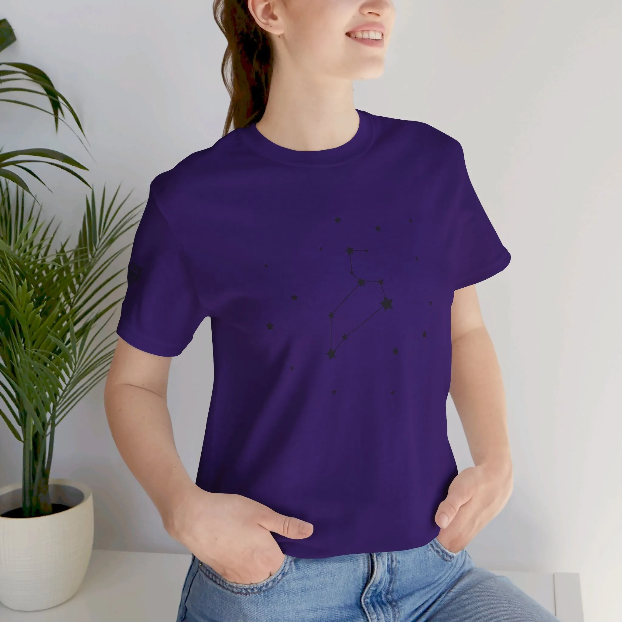 Leo - Unisex Jersey Short Sleeve Tee