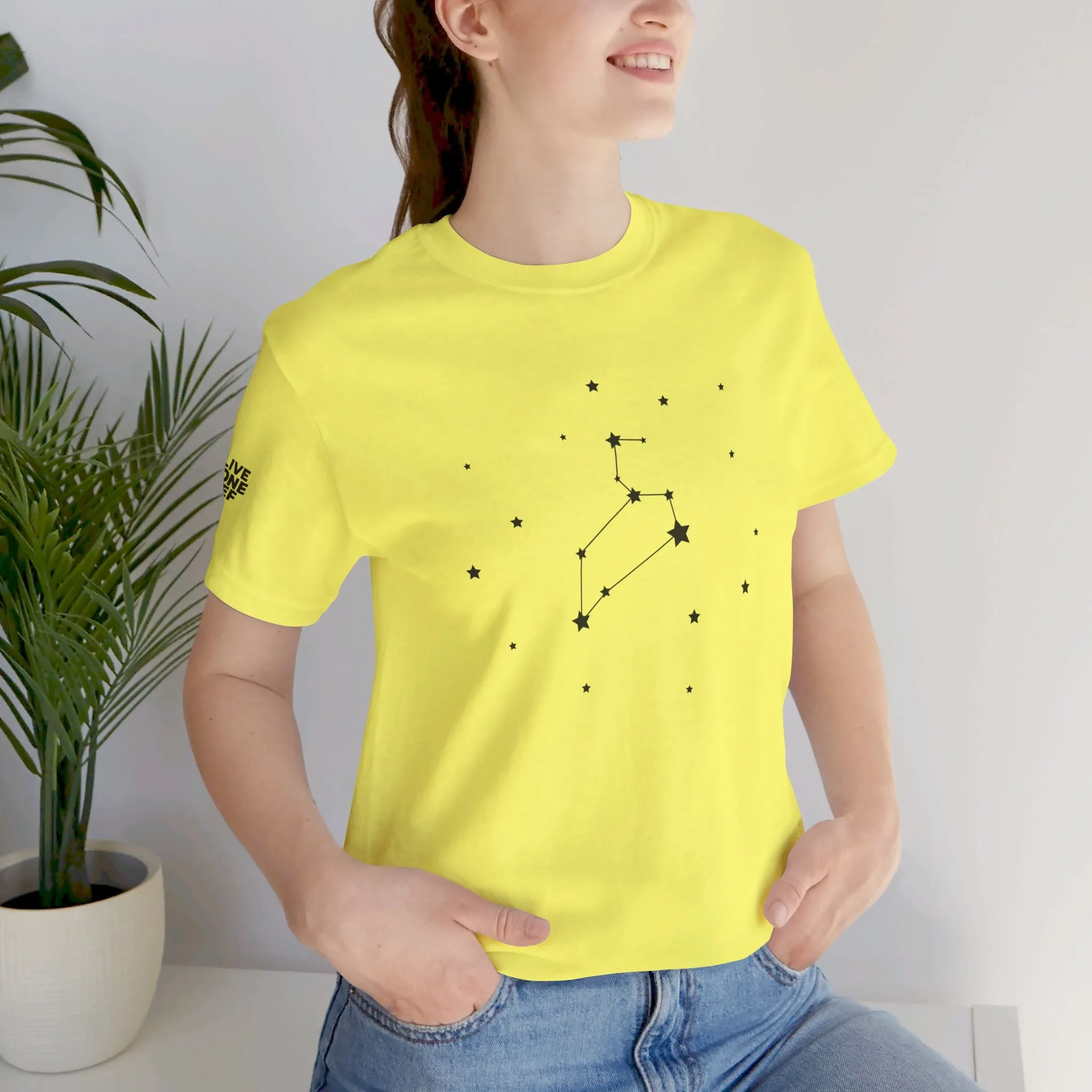 Leo - Unisex Jersey Short Sleeve Tee
