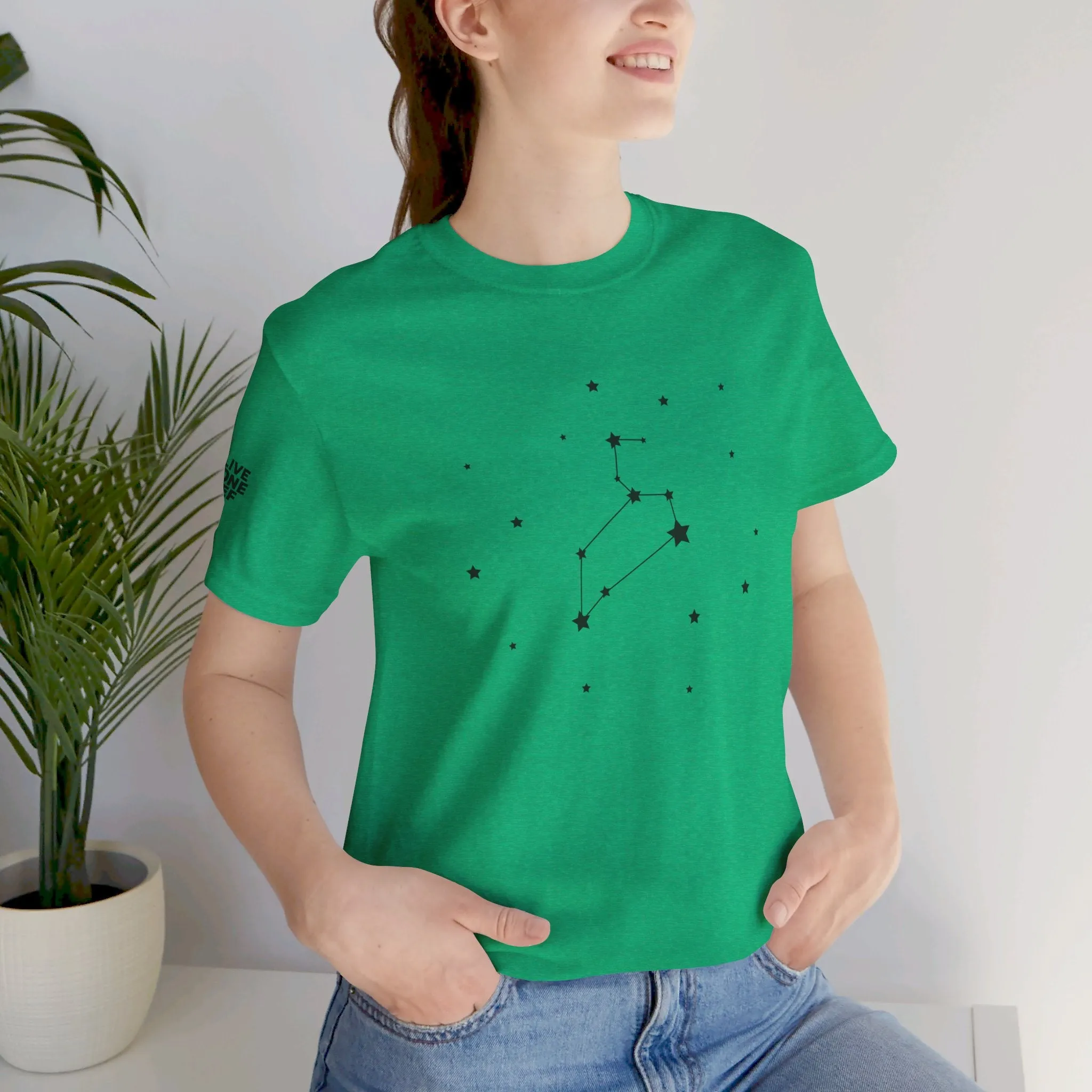 Leo - Unisex Jersey Short Sleeve Tee