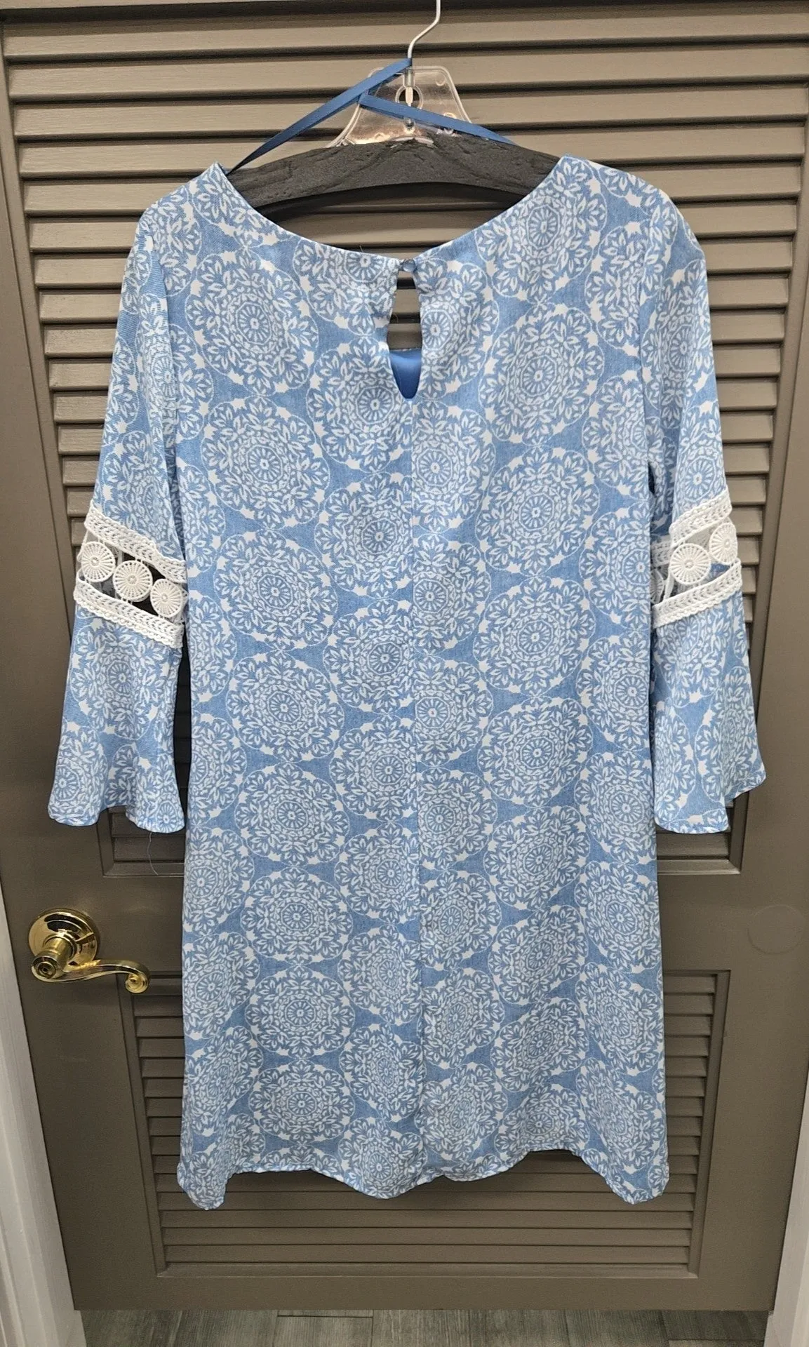 LUXOLOGY Size 8 Dress