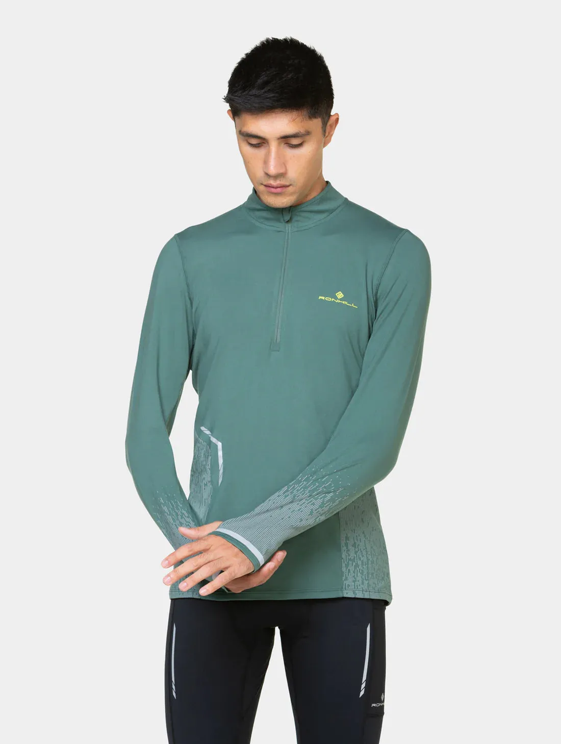 Ronhill - Men's Tech Reflect  1/2 Zip Long Sleeve