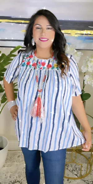 S, M : Striped blouse with floral embroidery - Loose Fit