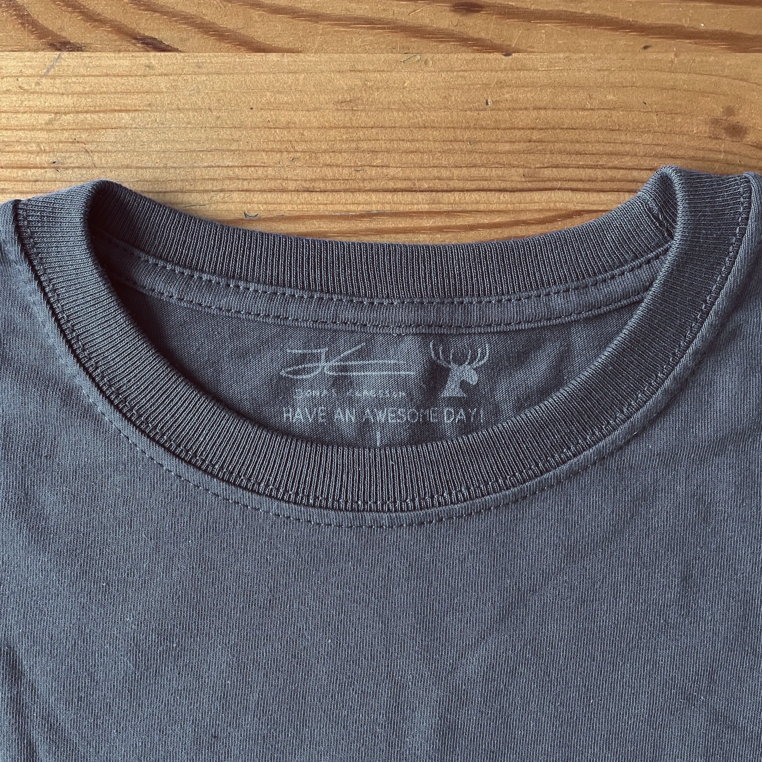 SALE - Quiver Organic Unisex T-Shirt - Pacific / S / Unisex