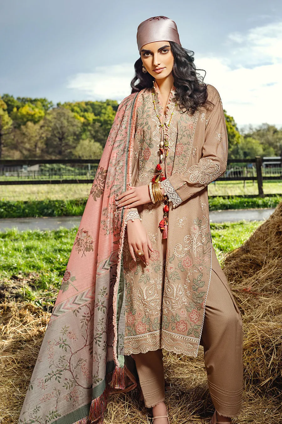 SOBIA NAZIR | AUTUMN/WINTER 2022 | AW22-5A
