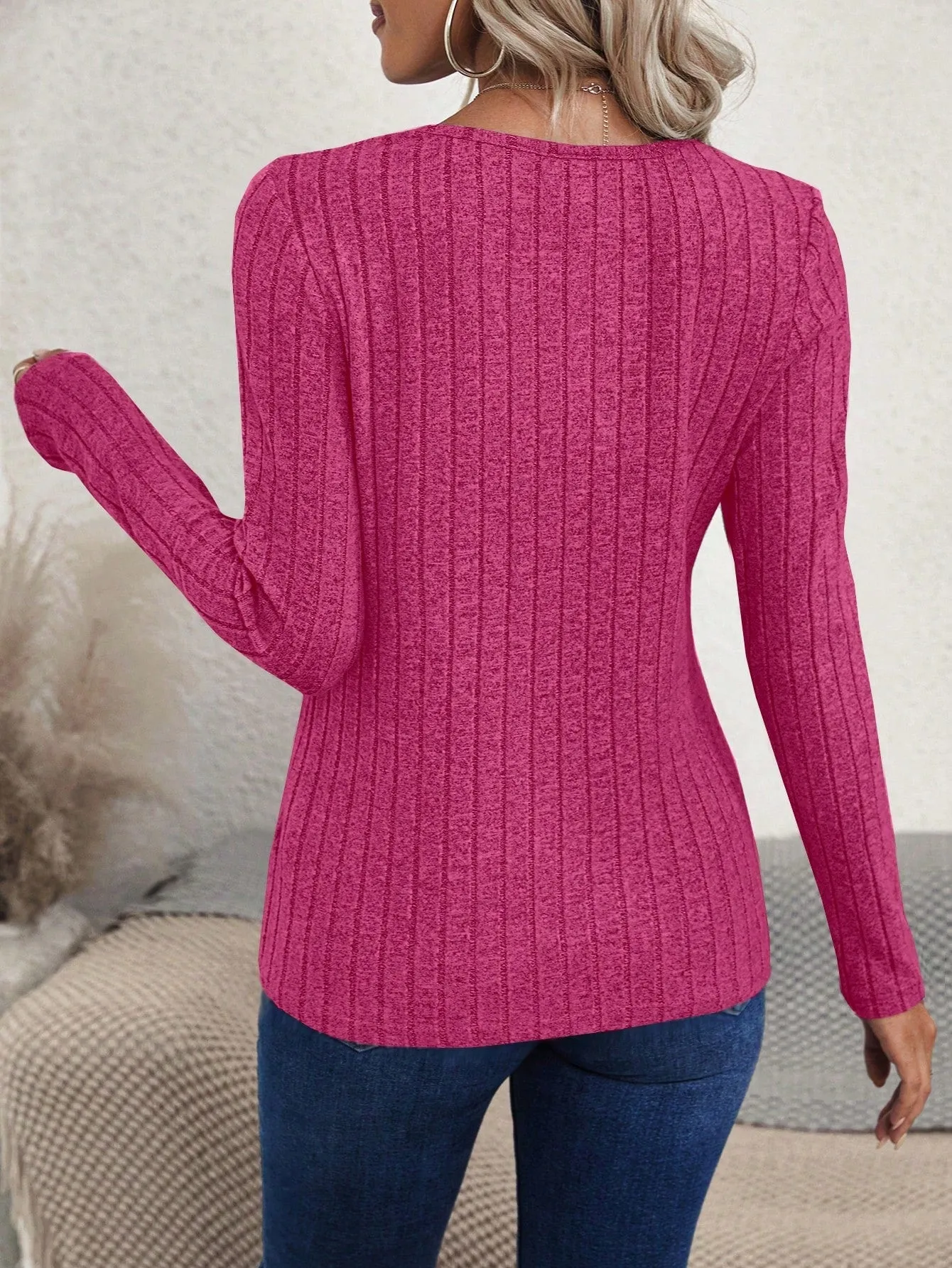 Women's Asymmetric Hem Slit Ribbed Long Sleeve T-Shirt