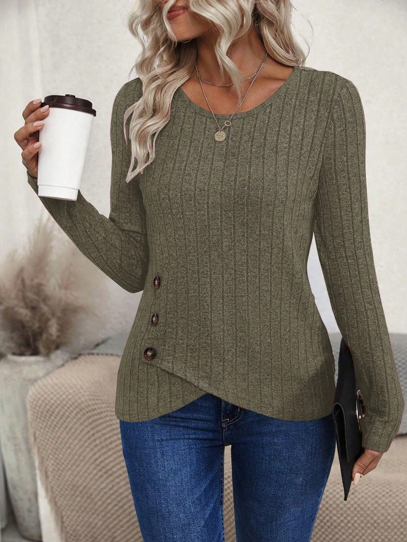 Women's Asymmetric Hem Slit Ribbed Long Sleeve T-Shirt