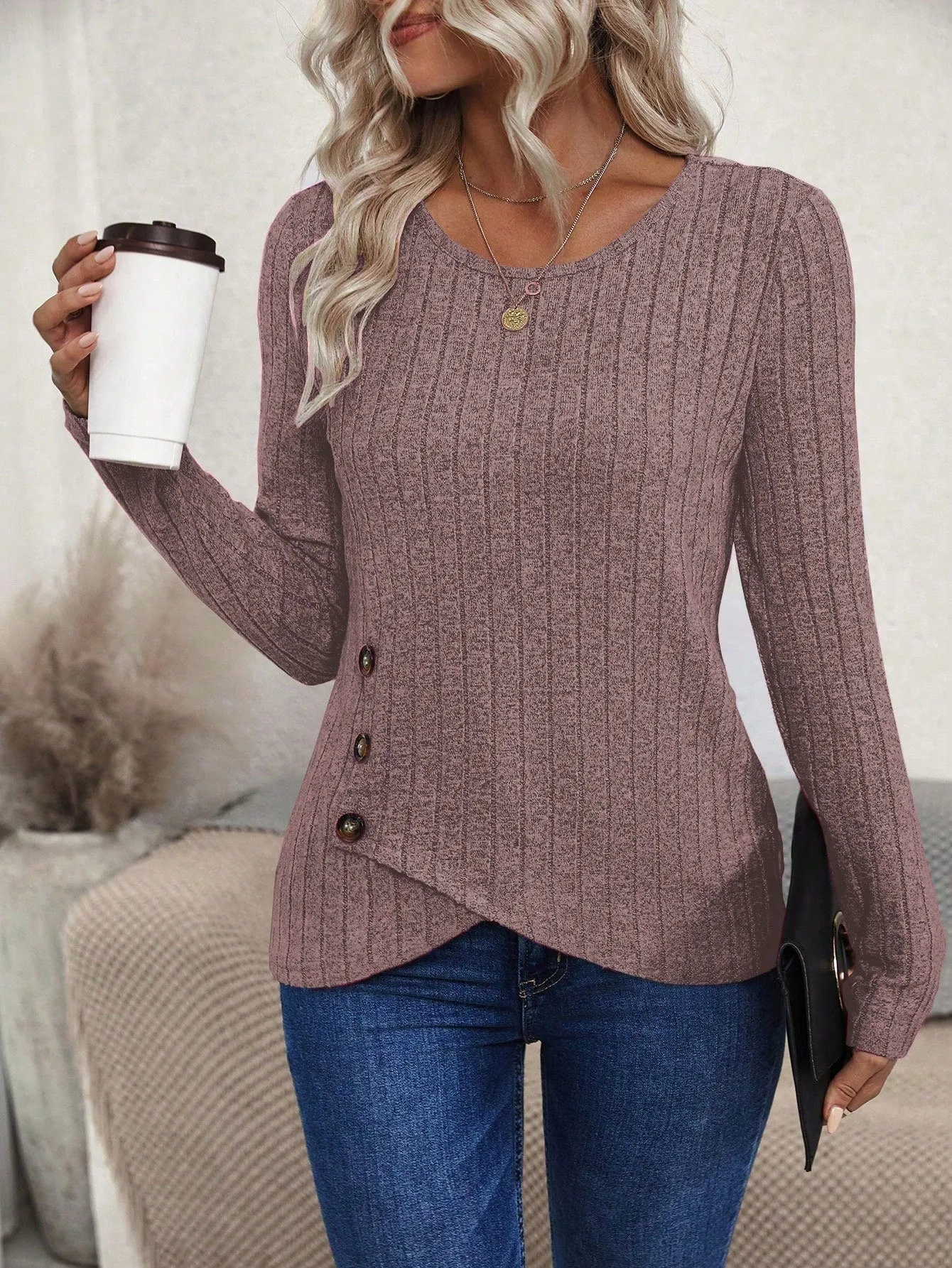 Women's Asymmetric Hem Slit Ribbed Long Sleeve T-Shirt